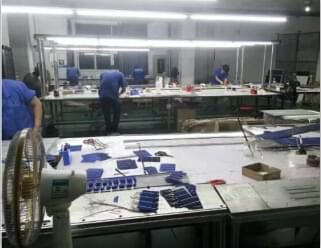 Led太陽能路燈材料都回來了，路燈緊急生產(chǎn)中