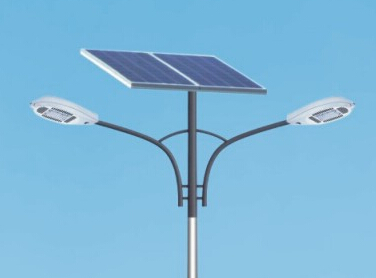 華可解答：為什么太陽能路燈電池板安裝要朝南？